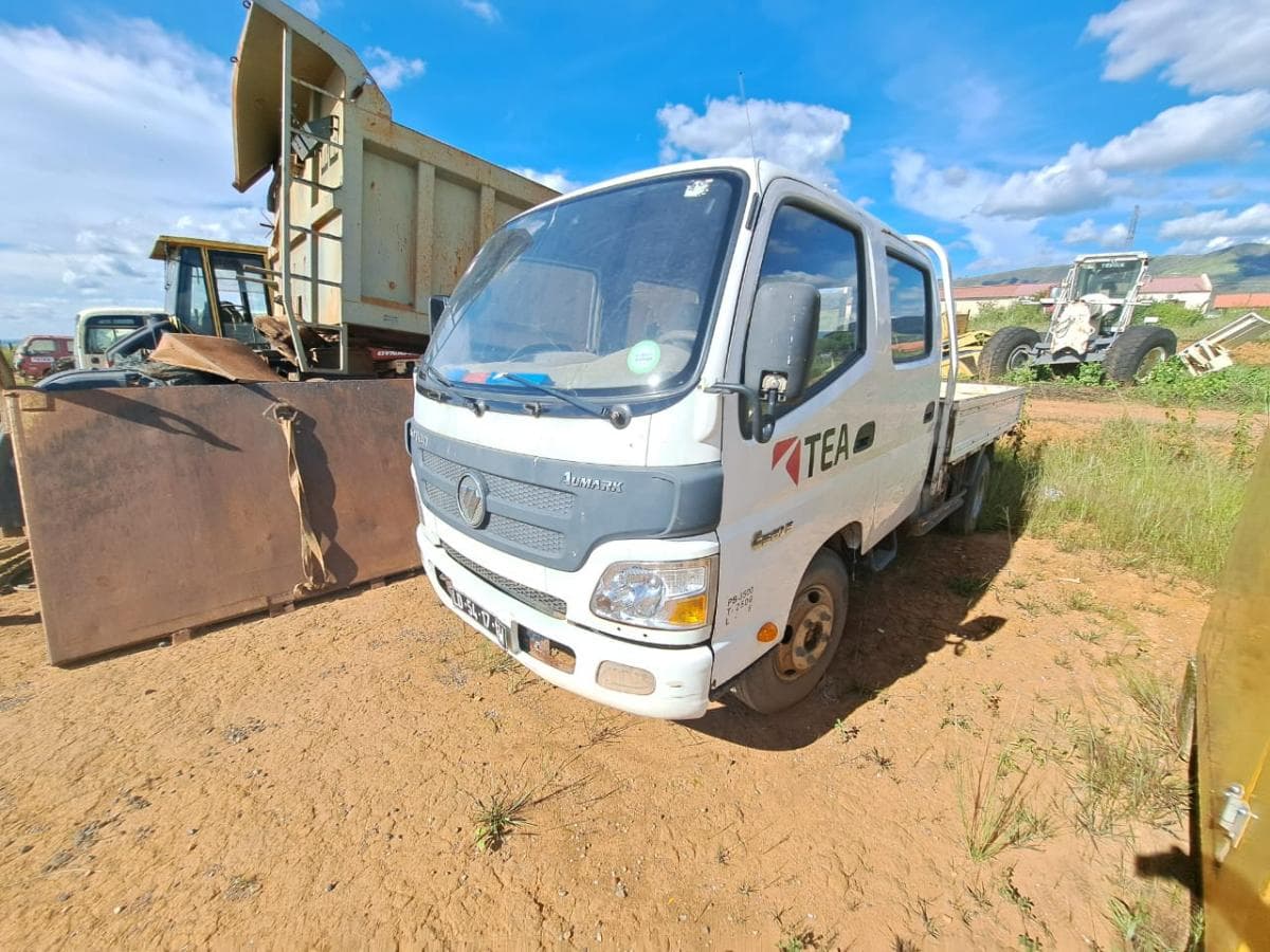 Veículo basculante FOTON Alimark  · Samba Caju — imagen 1