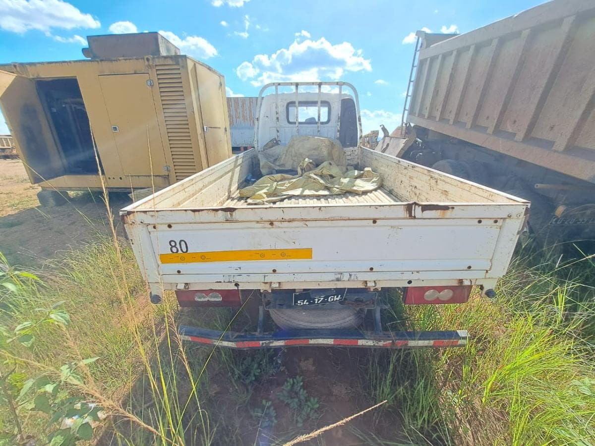 Veículo basculante FOTON Alimark  · Samba Caju — imagen 8