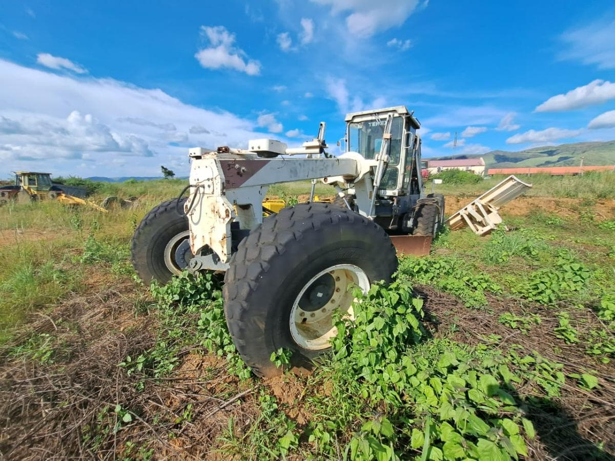 Motoniveladora Terex TG 230 · Samba Caju — image 2
