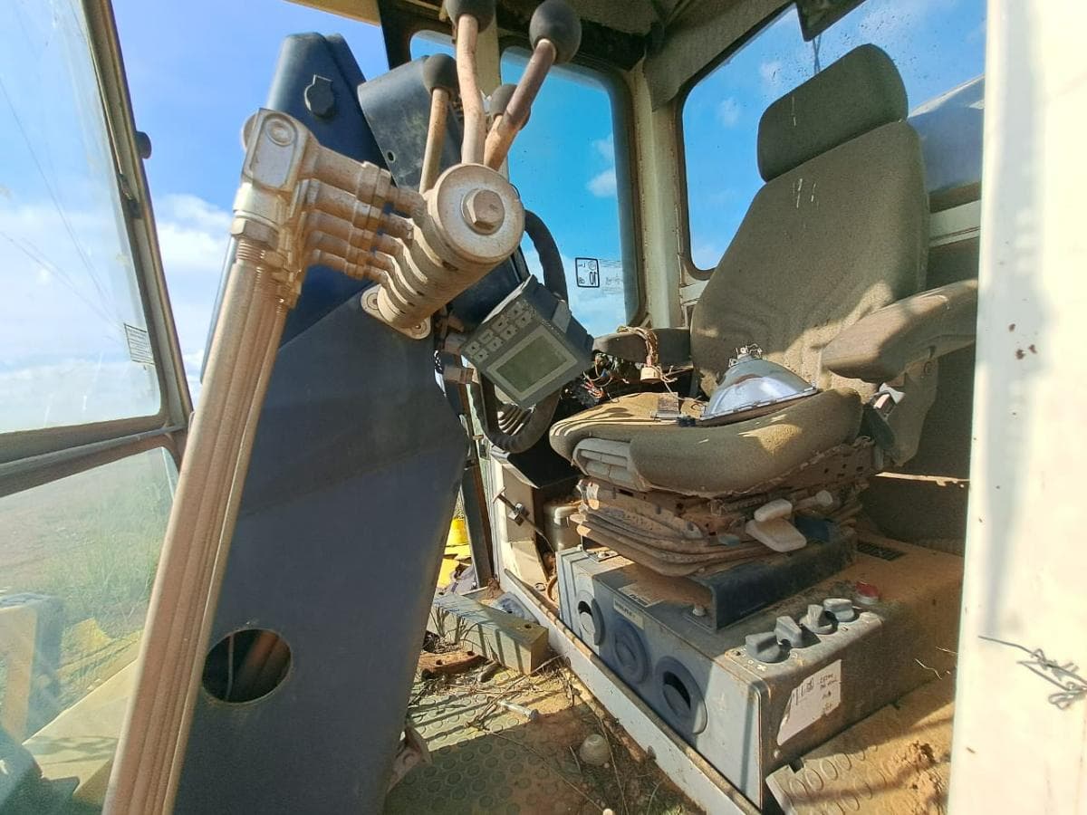 Motoniveladora Terex TG 230 · Samba Caju — image 12