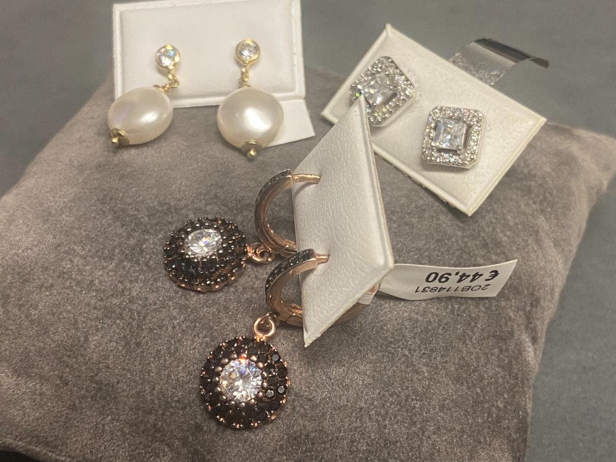 Pendientes de plata y otros materiales — imagen 2