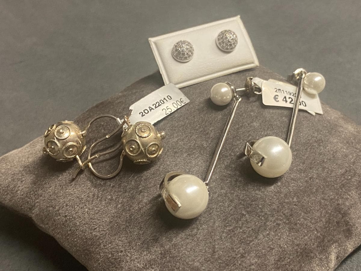 Pendientes de plata y otros materiales — imagen 3