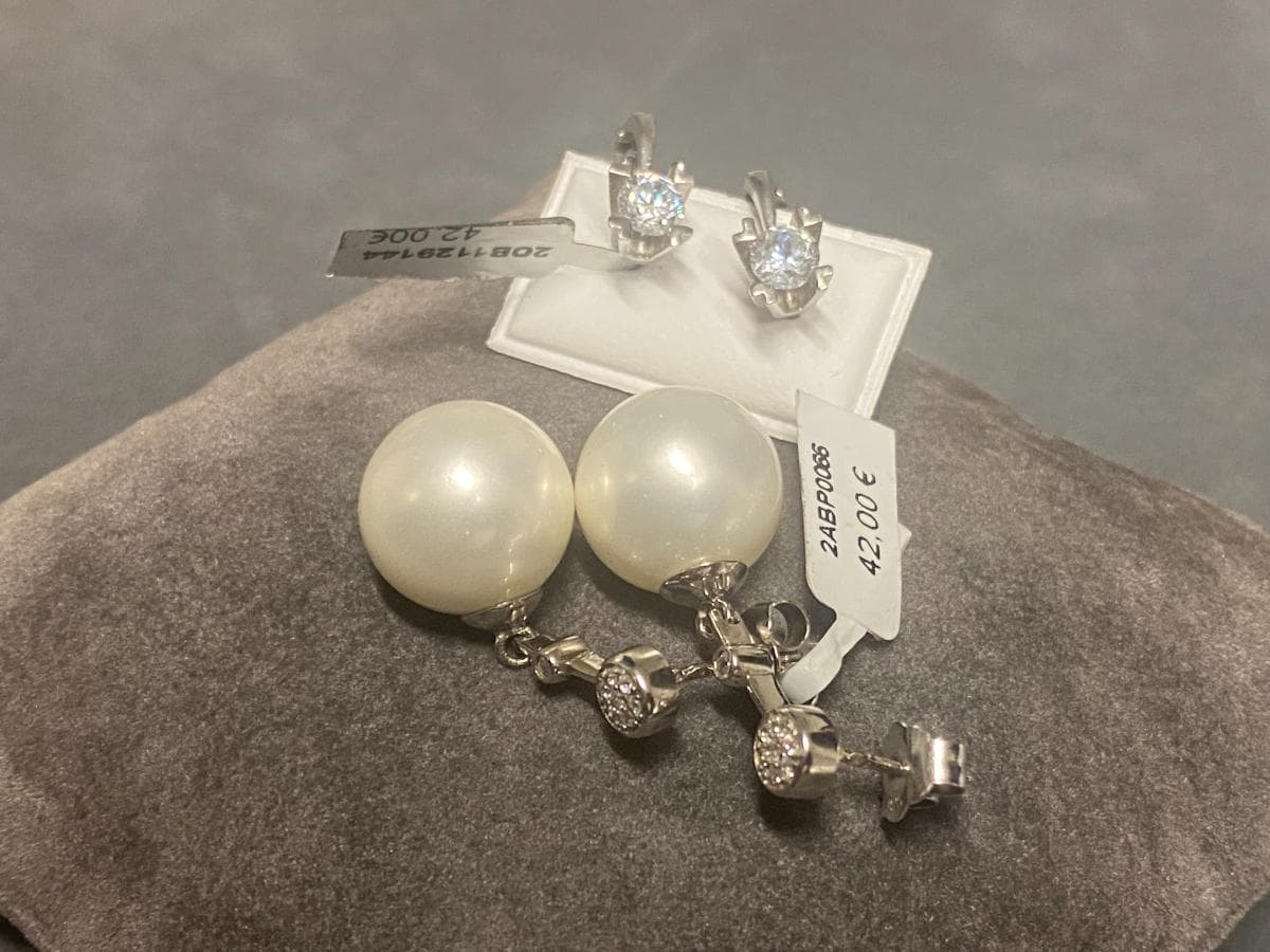 Pendientes de plata y otros materiales — imagen 3