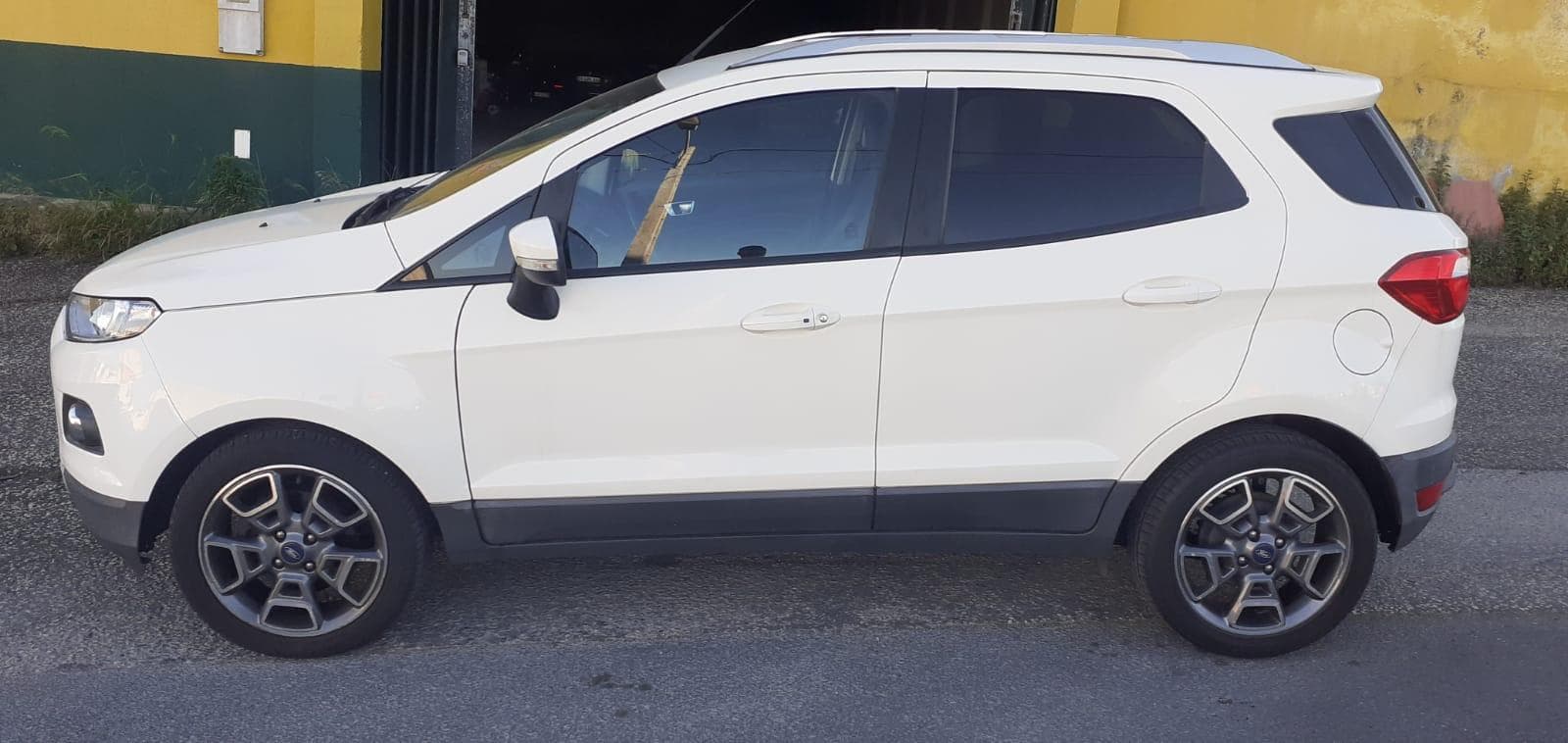 Ford Eco Sport Mk2 1.0 · Ano 2016 — imagen 8