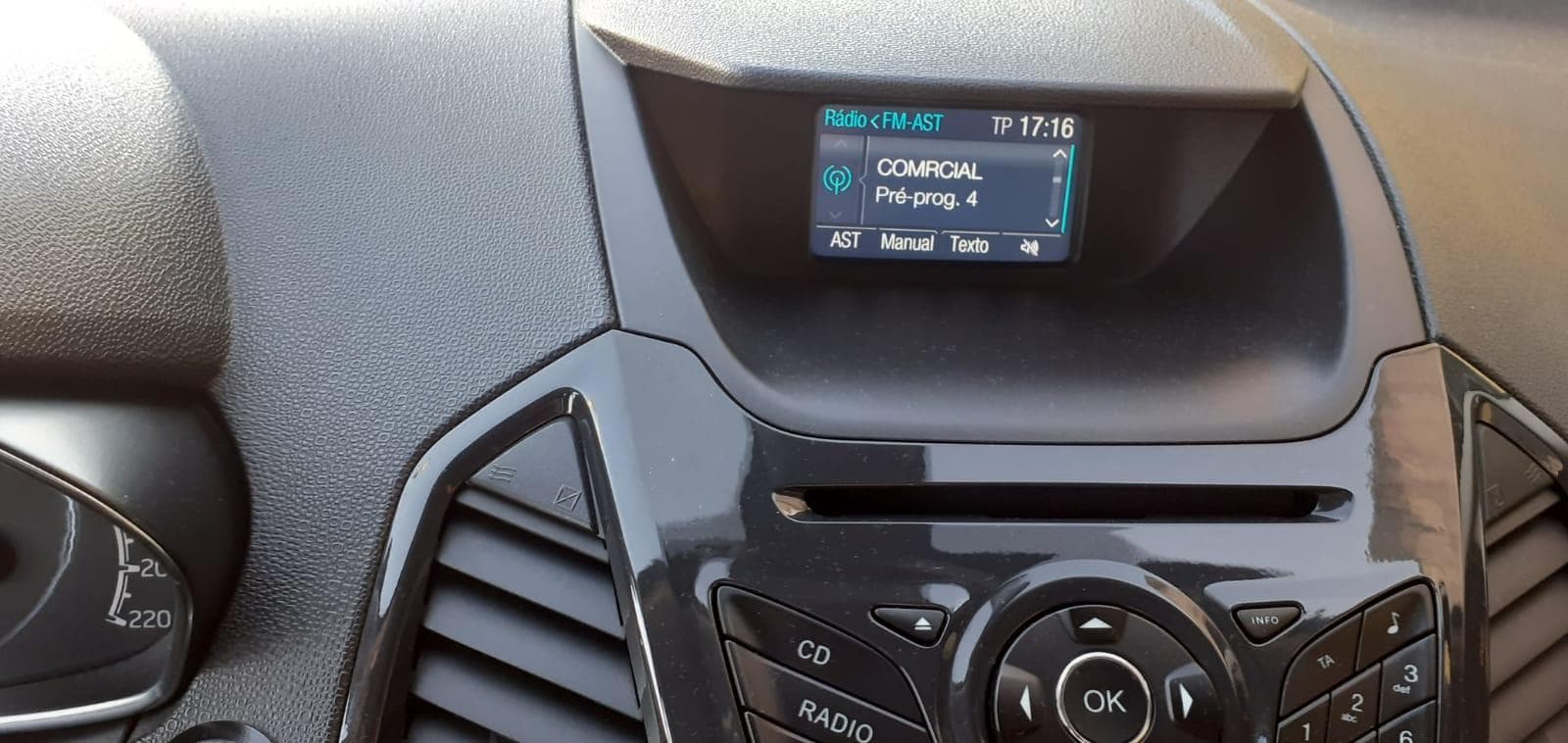 Ford Eco Sport Mk2 1.0 · Ano 2016 — imagen 15