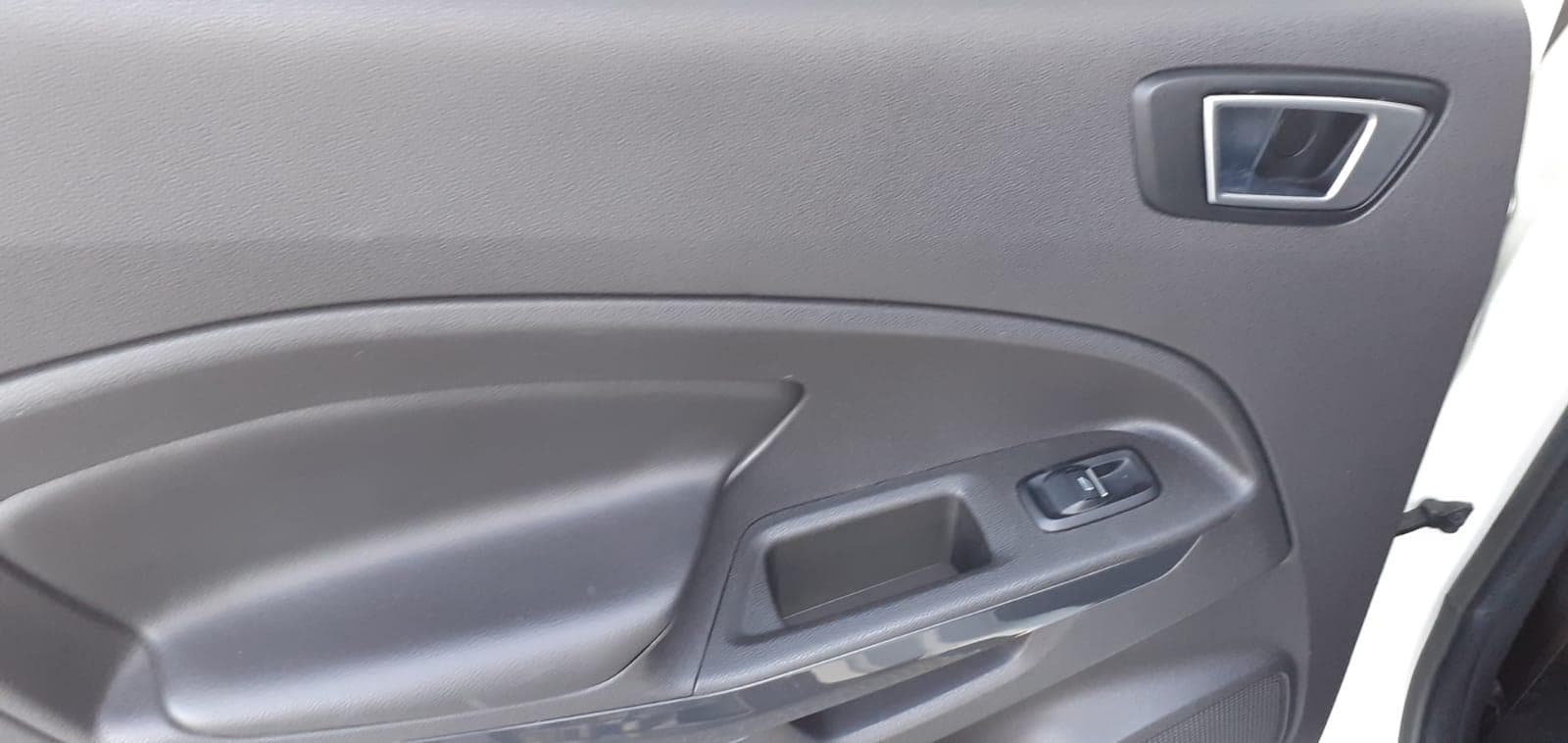 Ford Eco Sport Mk2 1.0 · Ano 2016 — imagen 17