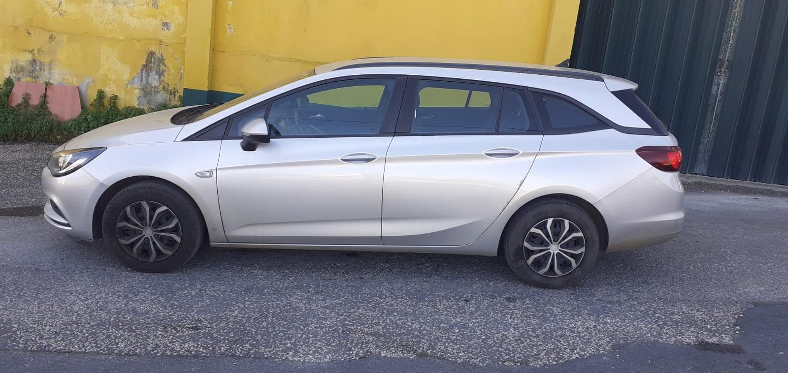 Opel Astra 1.6 CDTI · Ano 2017 — imagem 2
