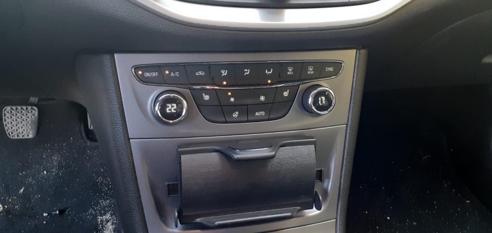 Opel Astra 1.6 CDTI · Ano 2017 — imagem 16