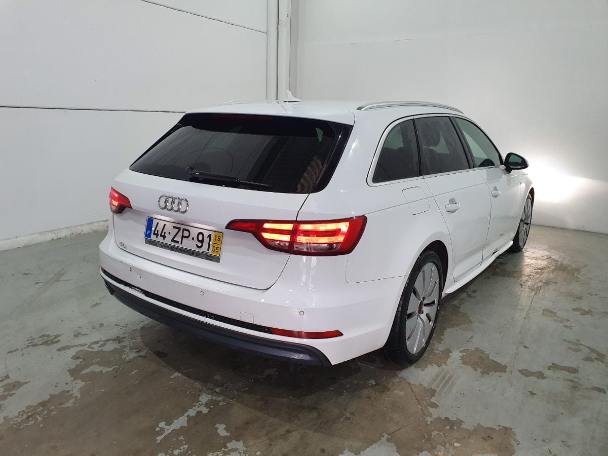 Audi A 4 2.0 TDI · Ano 2016 — imagem 8