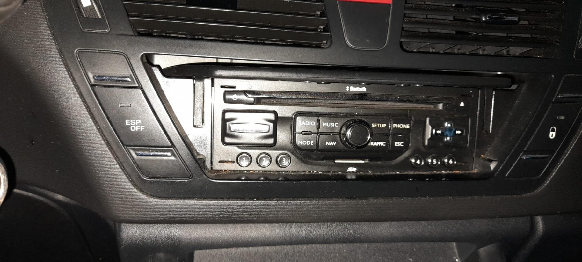 Citroën C4 Grand Picasso 1.6 HDI · Ano 2012 — imagen 22