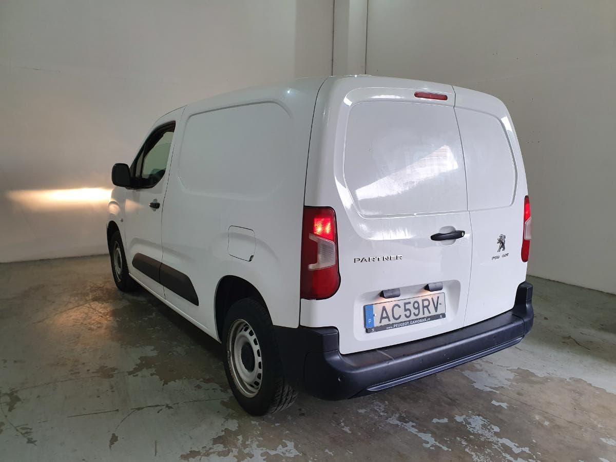 Peugeot Partner 1.5 HDI · Ano 2020 — imagen 13