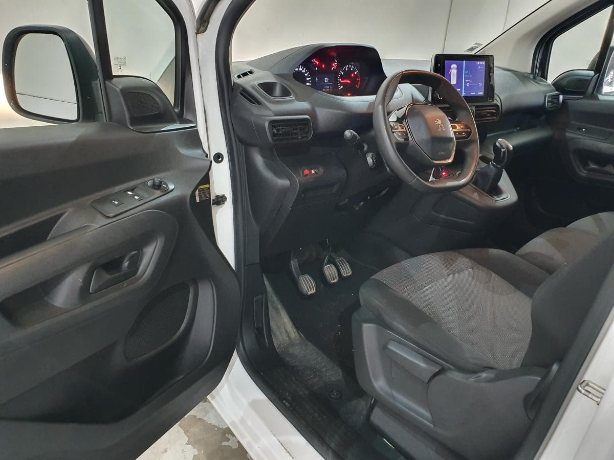 Peugeot Partner 1.5 HDI · Ano 2020 — imagen 19