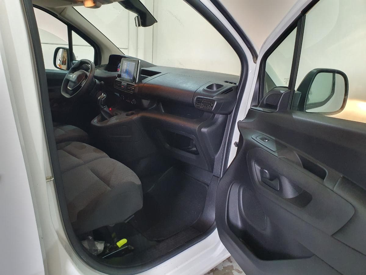Peugeot Partner 1.5 HDI · Ano 2020 — imagen 22