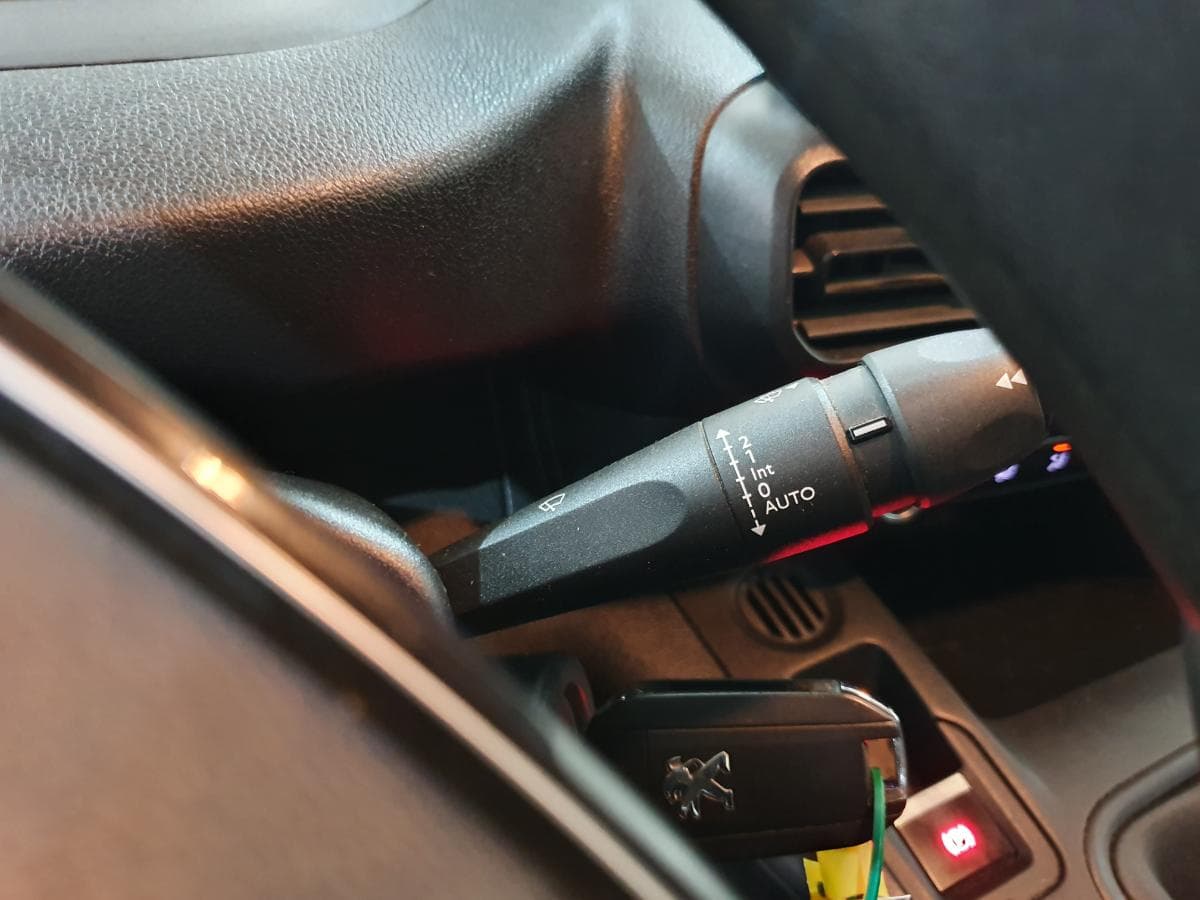 Peugeot Partner 1.5 HDI · Ano 2020 — imagen 25