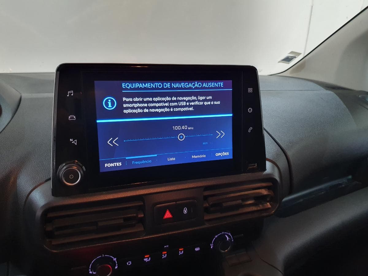 Peugeot Partner 1.5 HDI · Ano 2020 — imagen 24