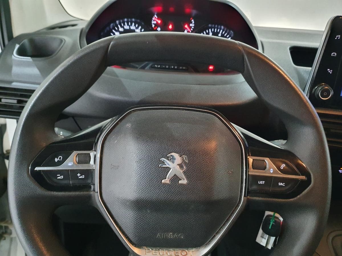 Peugeot Partner 1.5 HDI · Ano 2020 — imagen 29