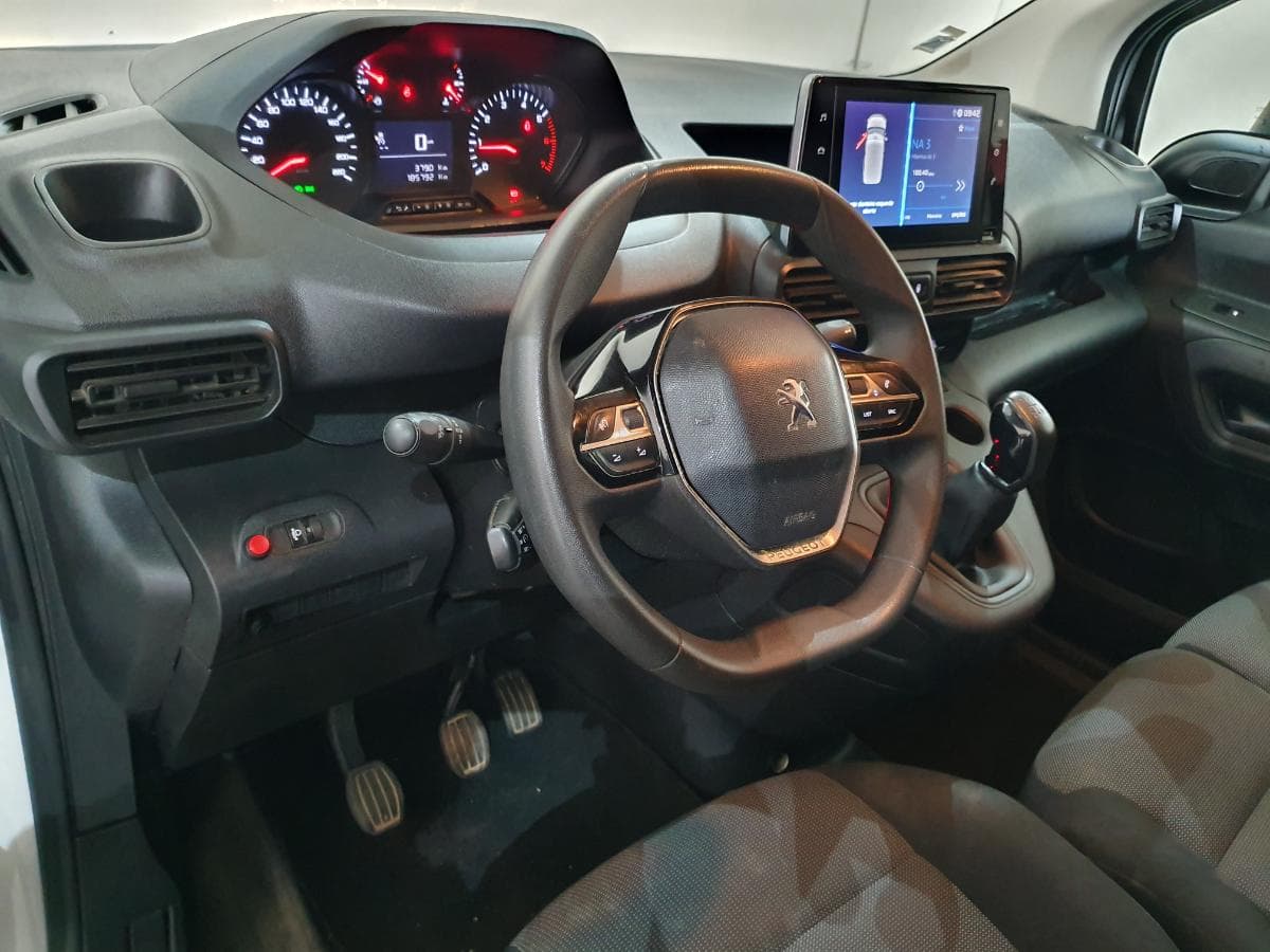 Peugeot Partner 1.5 HDI · Ano 2020 — imagen 32
