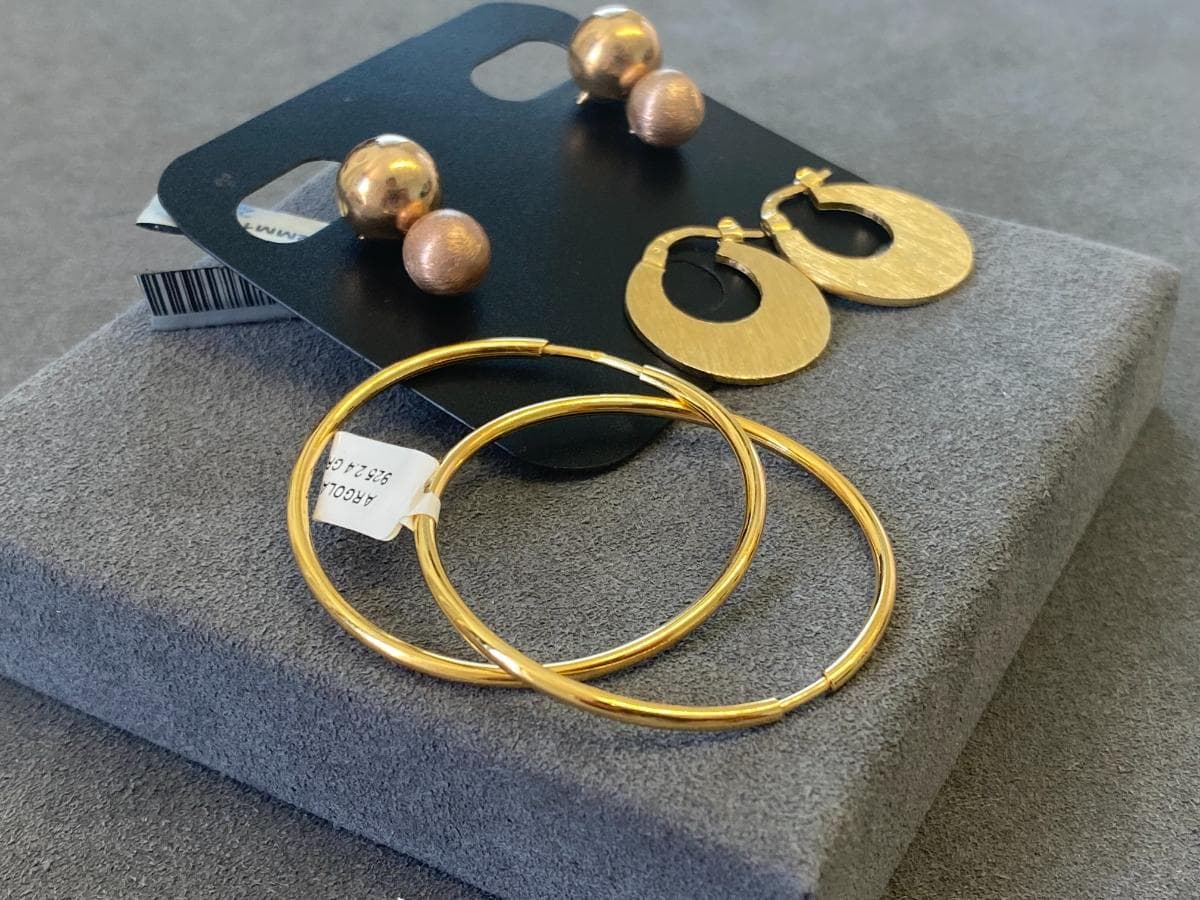 Boucles d'oreilles en argent et autres matériaux — image 3