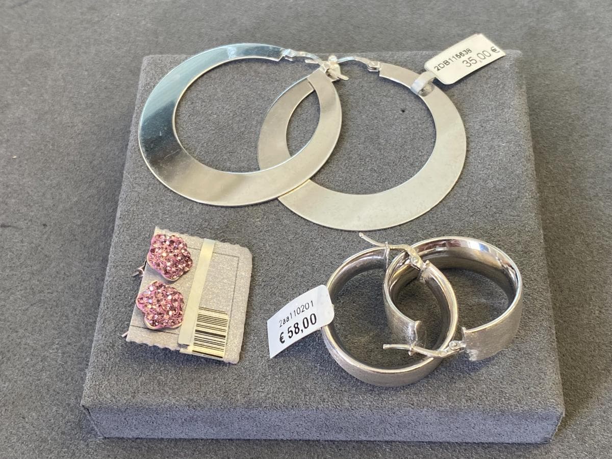Pendientes de plata y otros materiales — imagen 2