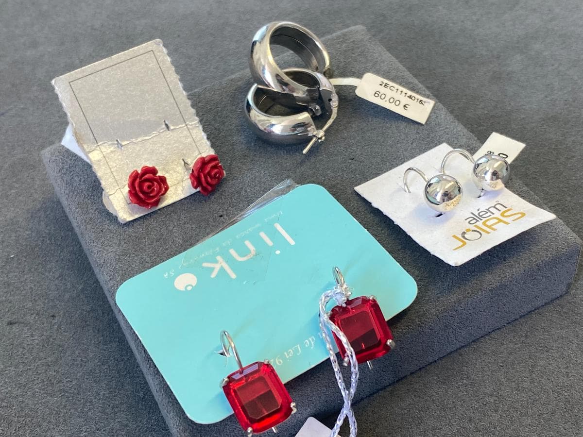 Pendientes de plata y otros materiales — imagen 3