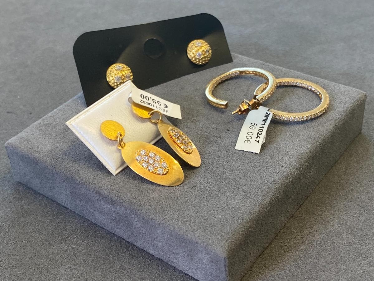 Pendientes de plata y otros materiales — imagen 3