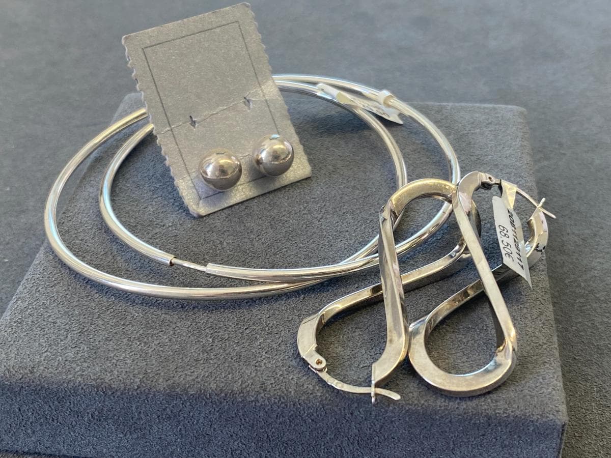 Pendientes de plata y otros materiales — imagen 2
