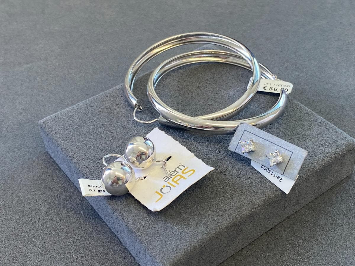 Pendientes de plata y otros materiales — imagen 2