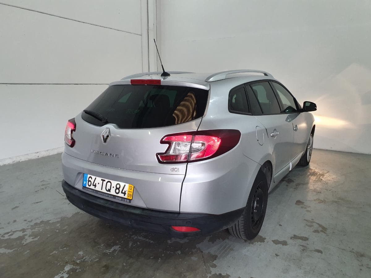 Renault Mégane 1.5 DCI · Año 2012 — imagen 6