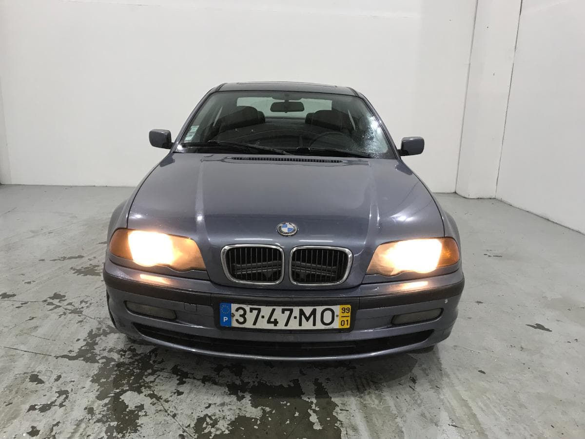 BMW 320D · Ano 1999 — image 3