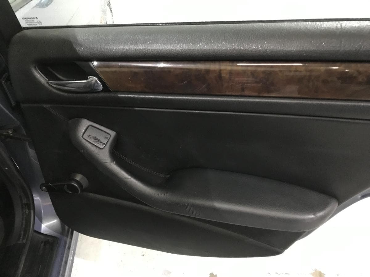 BMW 320D · Ano 1999 — image 24