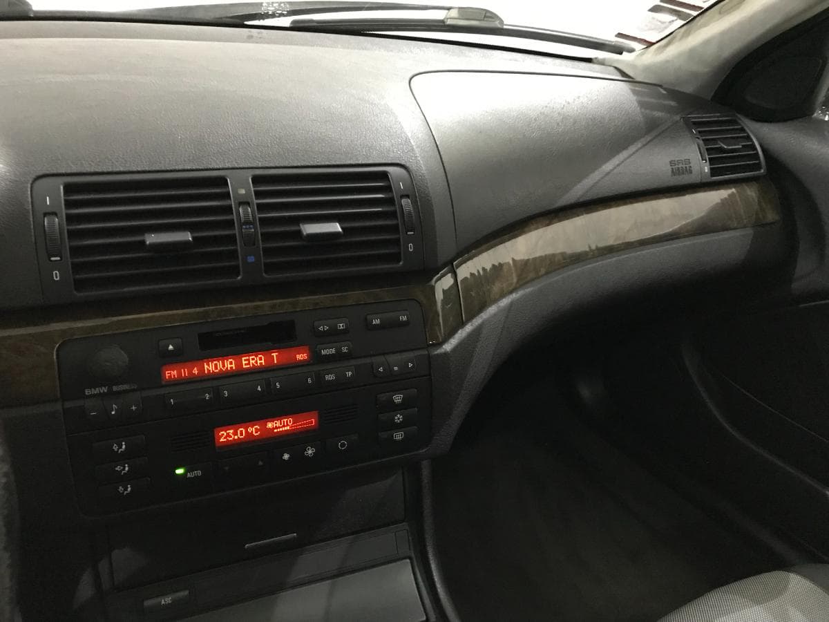 BMW 320D · Ano 1999 — image 35