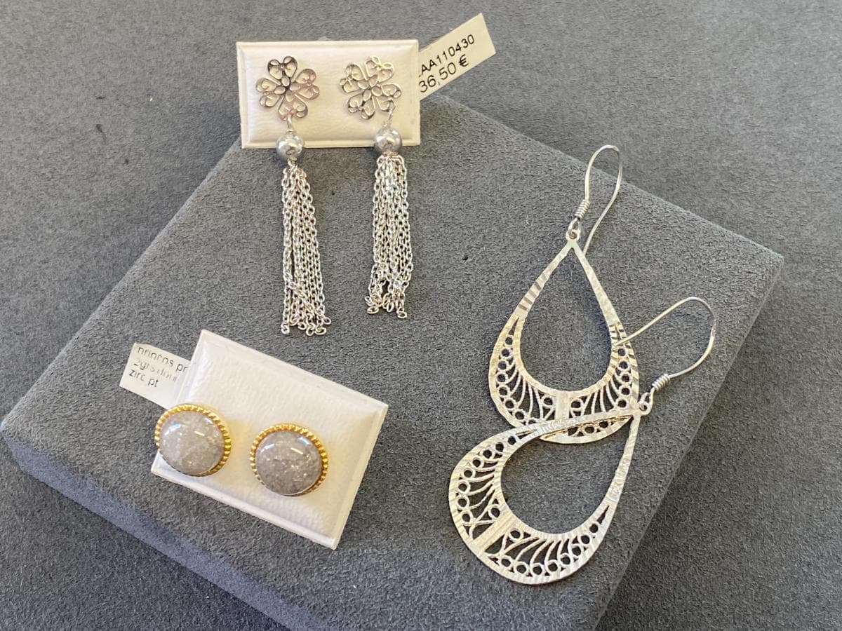 Pendientes de plata y otros materiales — imagen 4