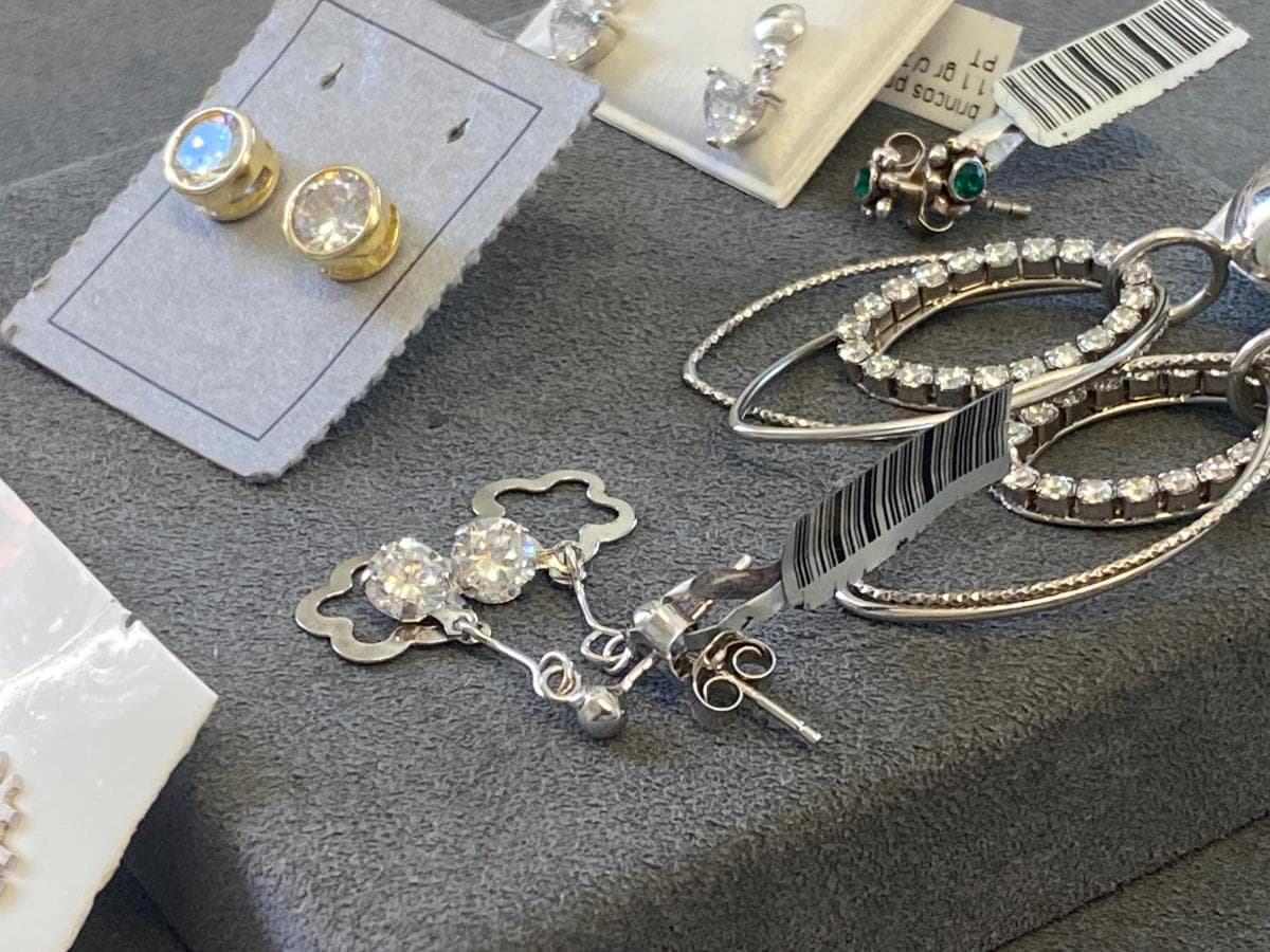 Pendientes de plata y otros materiales — imagen 4