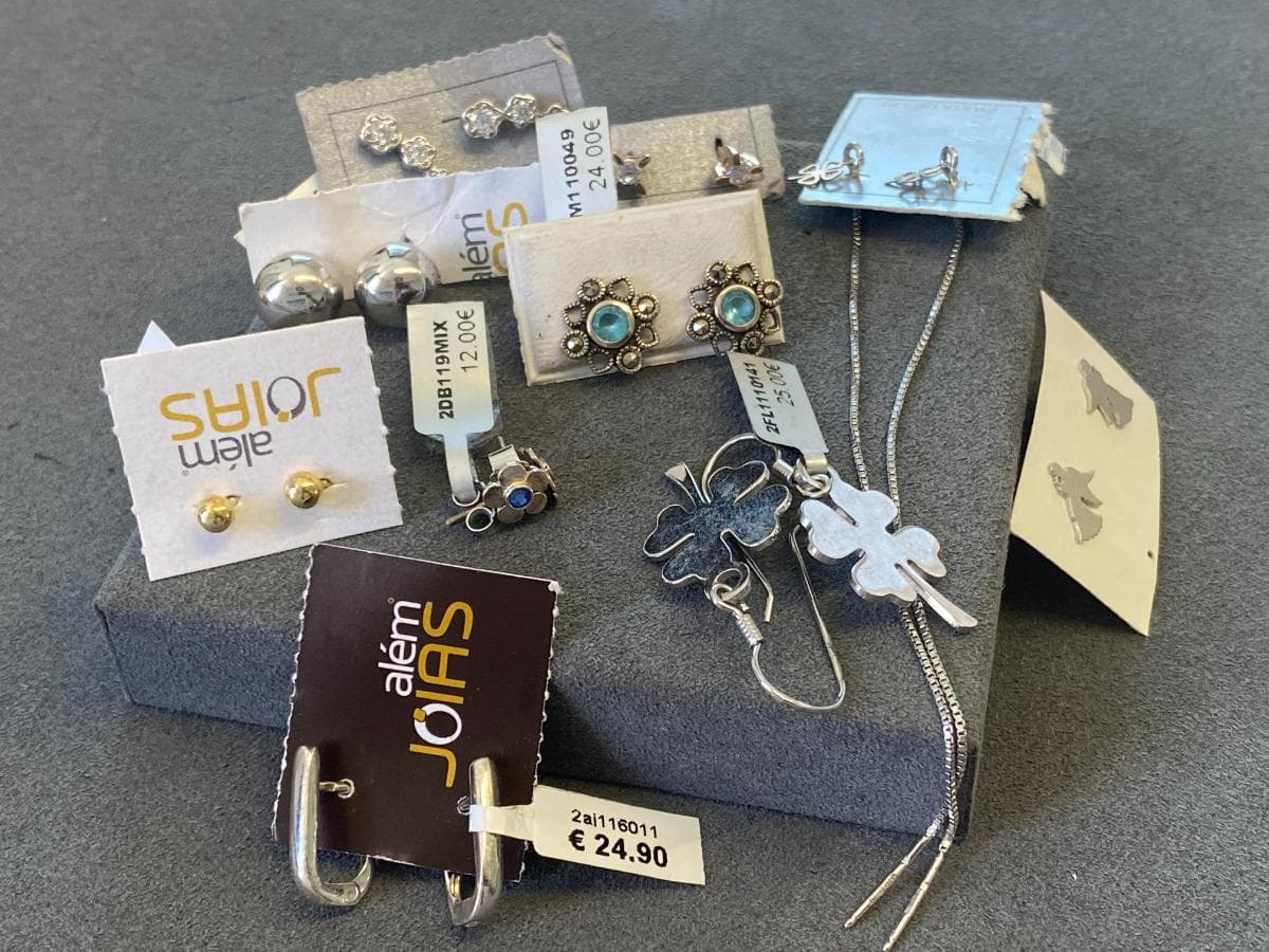 Pendientes de plata y otros materiales — imagen 2