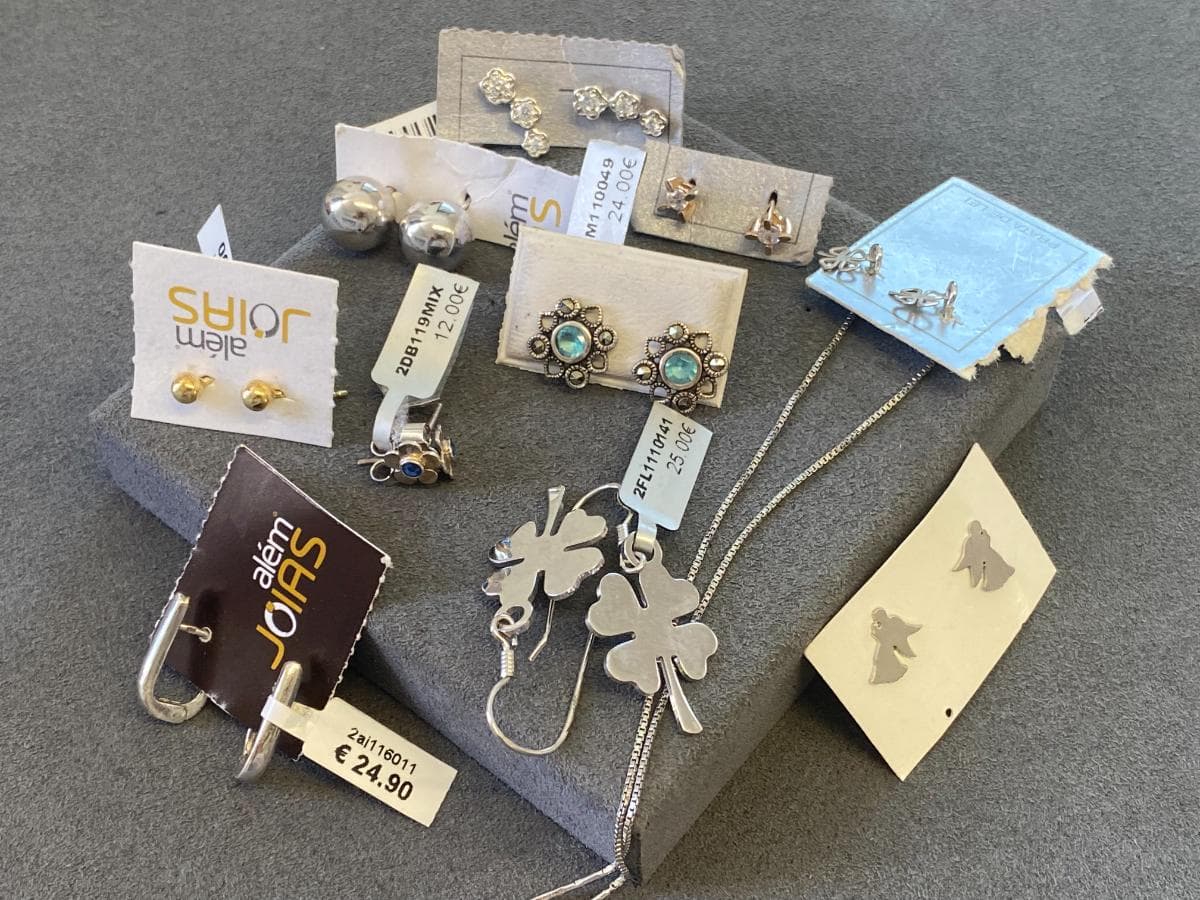 Pendientes de plata y otros materiales — imagen 4