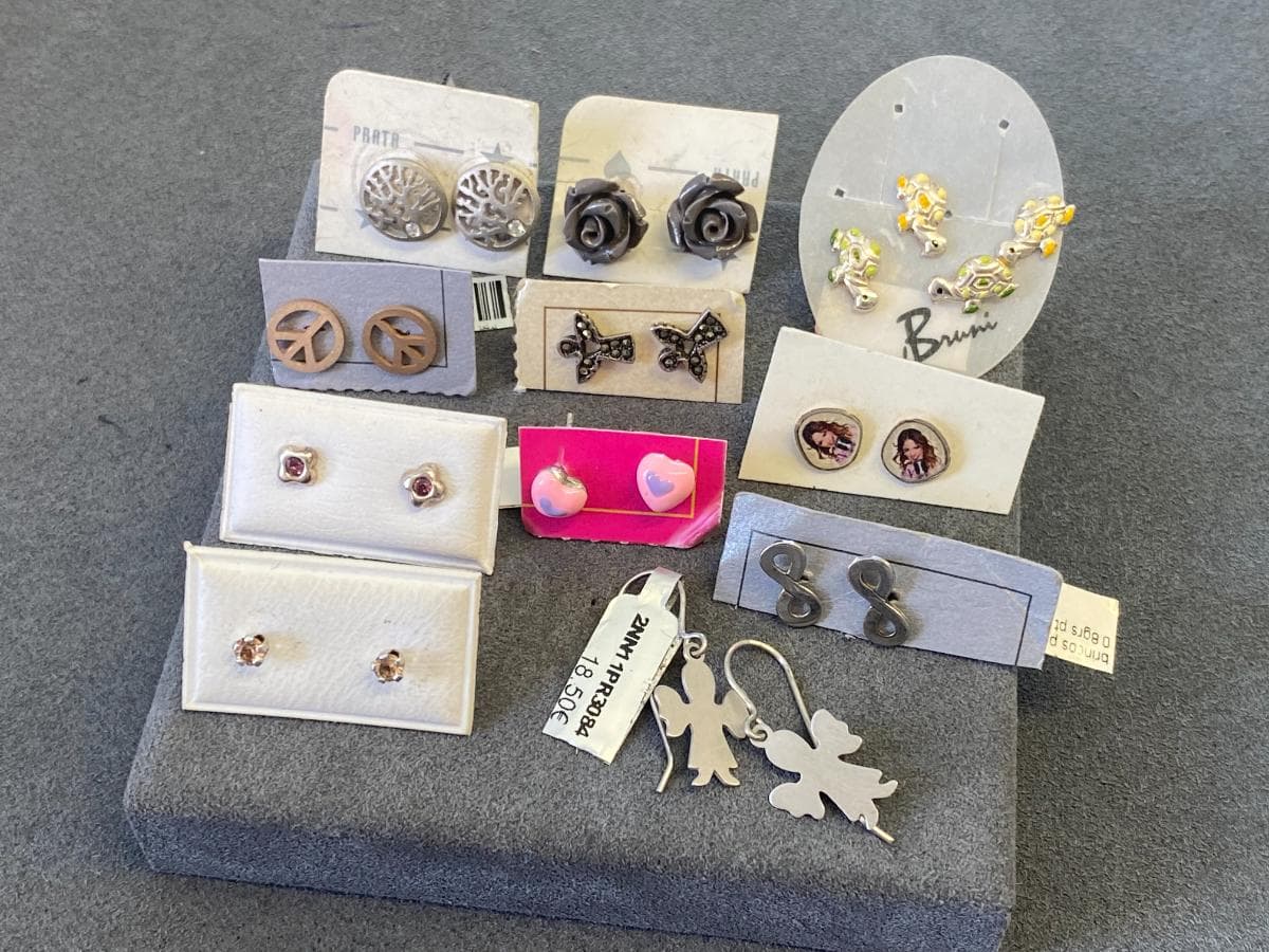 Pendientes de plata y otros materiales — imagen 3
