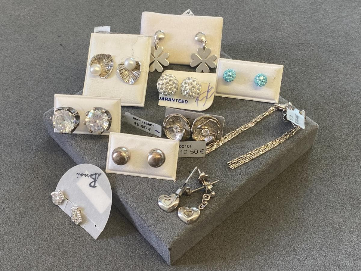 Pendientes de plata y otros materiales — imagen 3