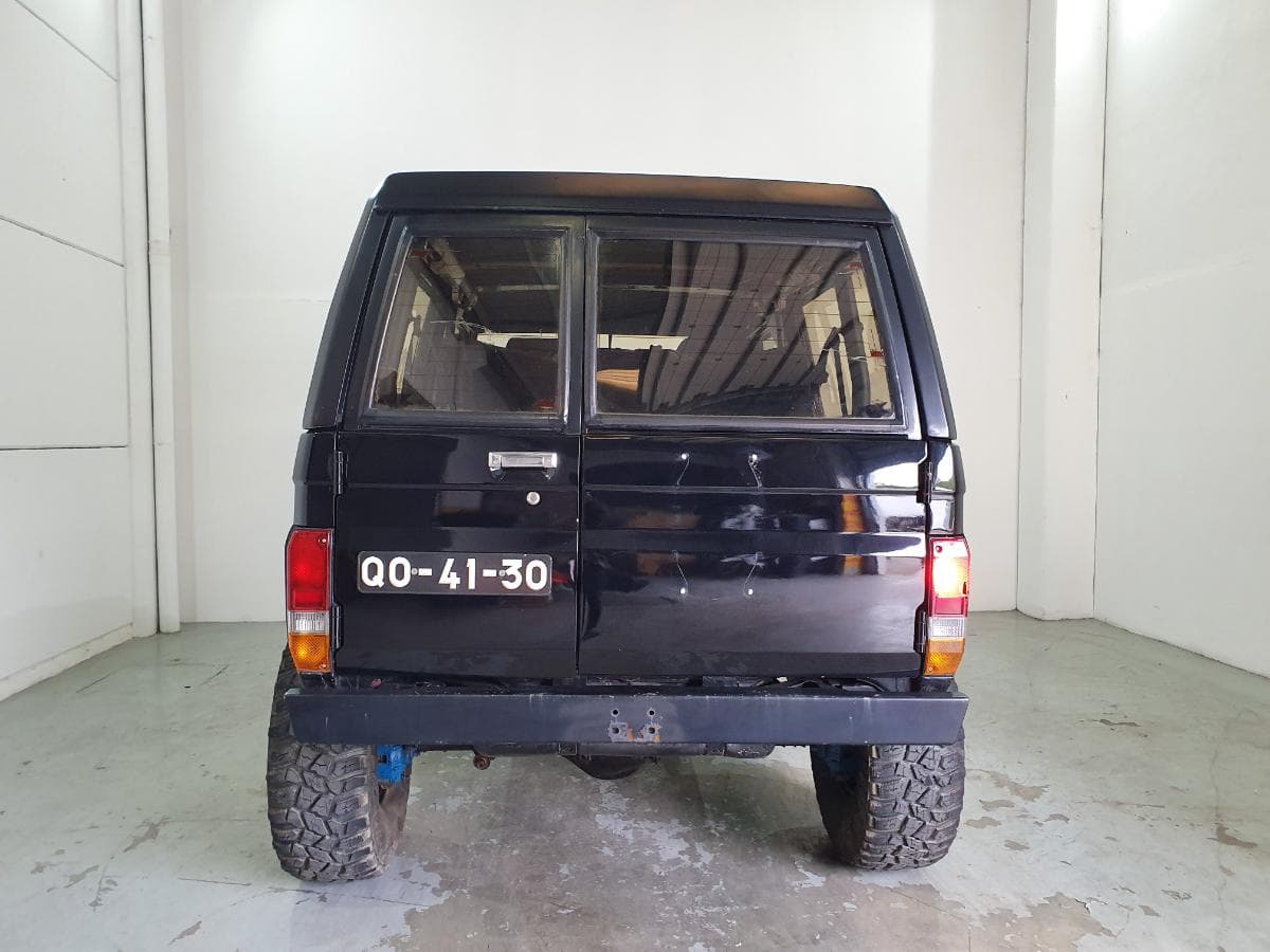 Toyota Land Cruiser 250 · Ano 1988 — image 9