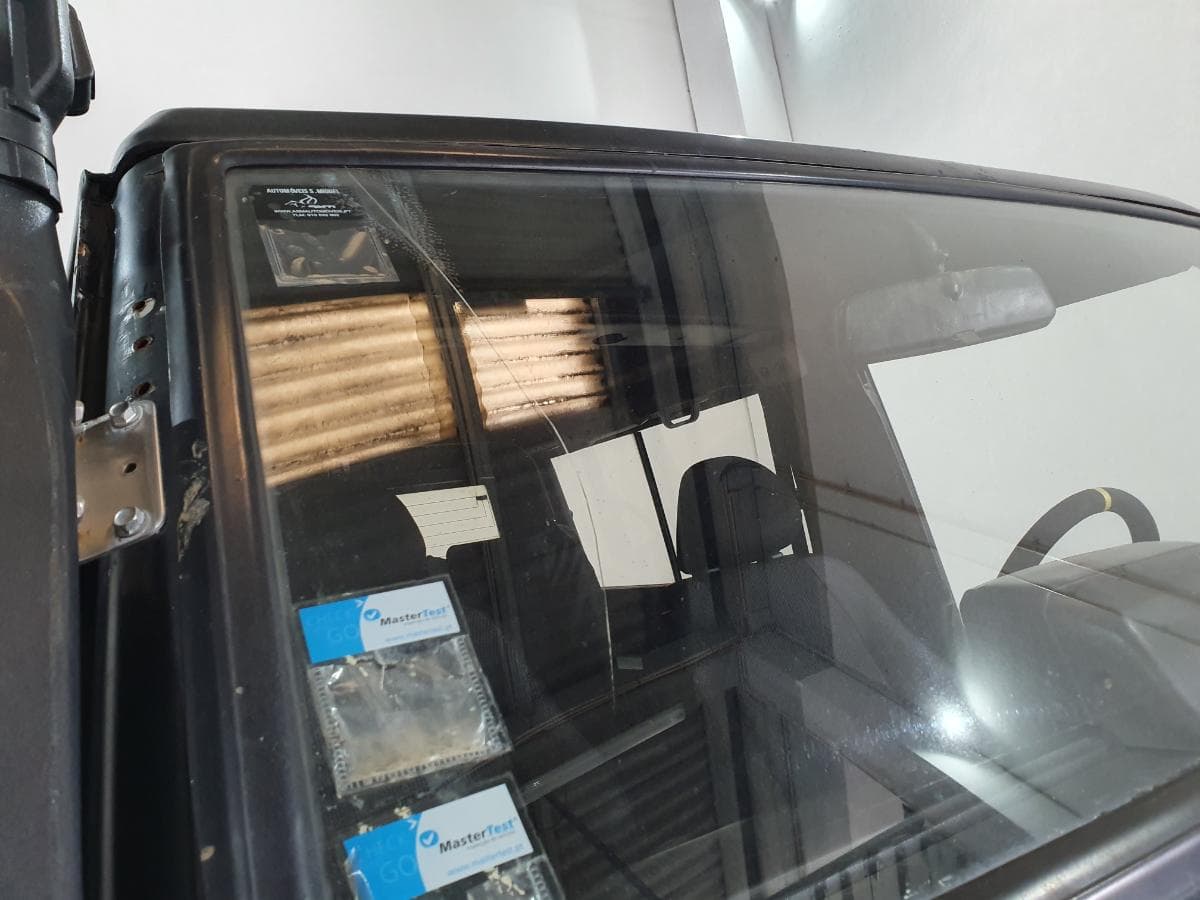 Toyota Land Cruiser 250 · Ano 1988 — image 19