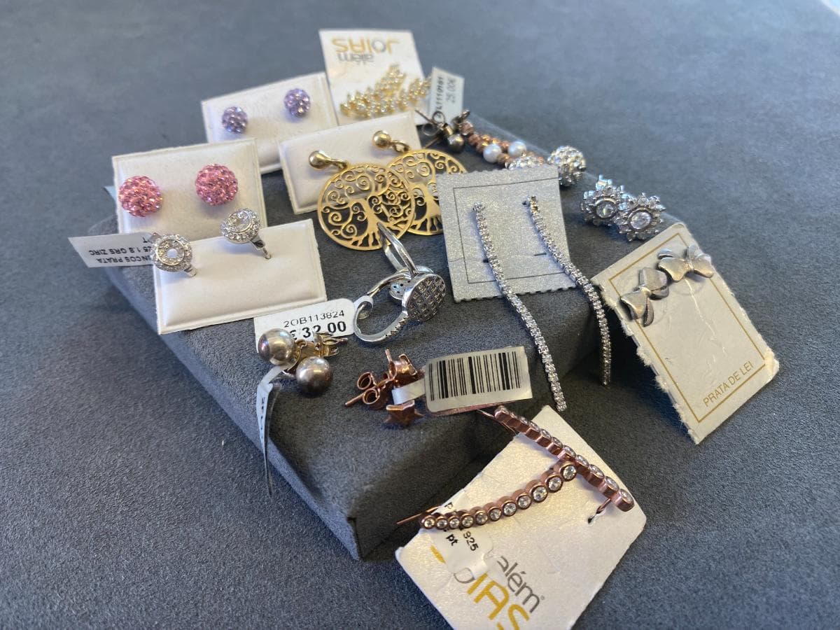 Earrings in silver and other materials
