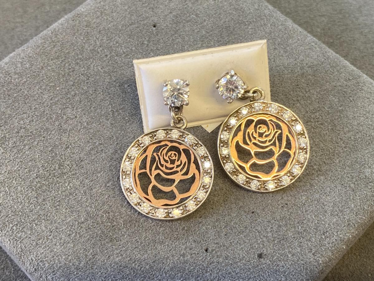 Boucles d'oreilles en argent et autres matériaux — image 3