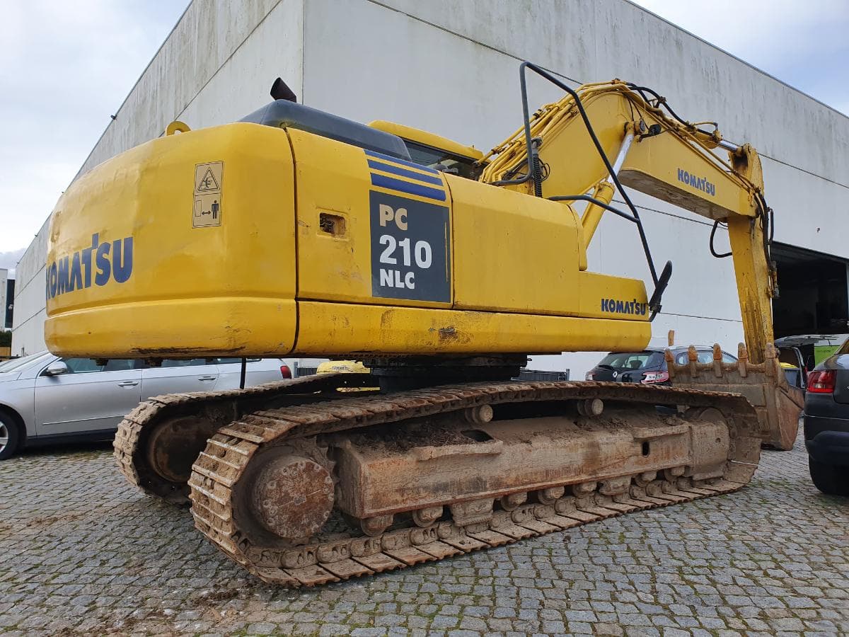 Giratória Komatsu PC210NLC-7K — imagen 6