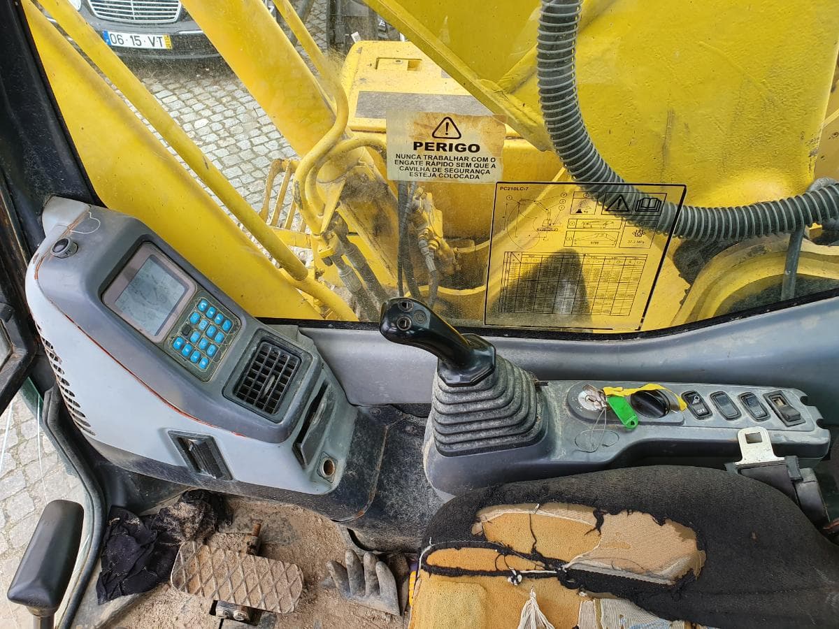 Giratória Komatsu PC210NLC-7K — imagen 14