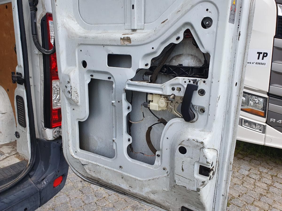 Opel Movano 2.3 CDTI · Ano 2017 — image 10
