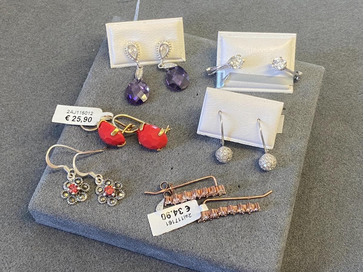 Pendientes de plata y otros materiales — imagen 3