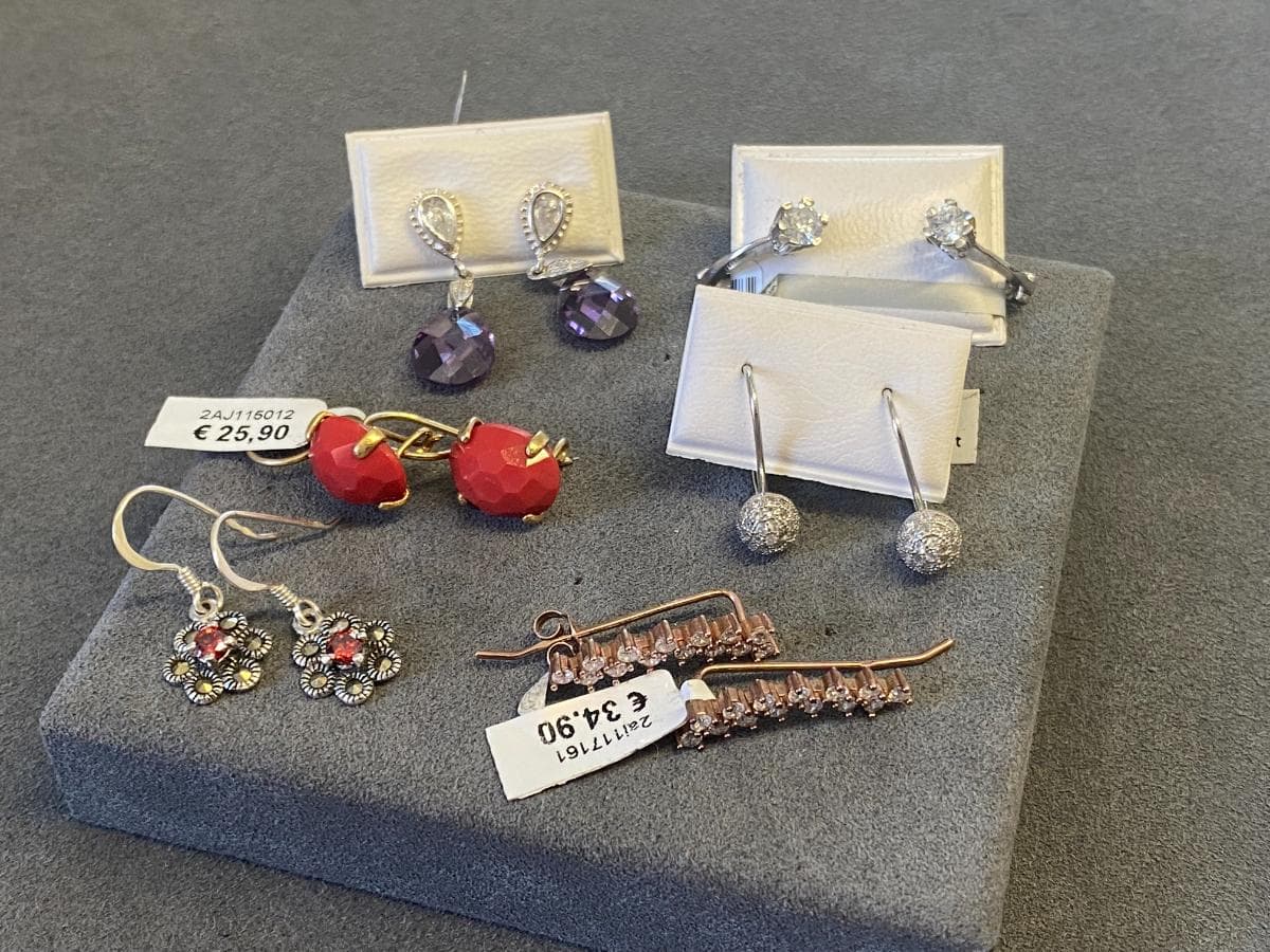 Pendientes de plata y otros materiales — imagen 4