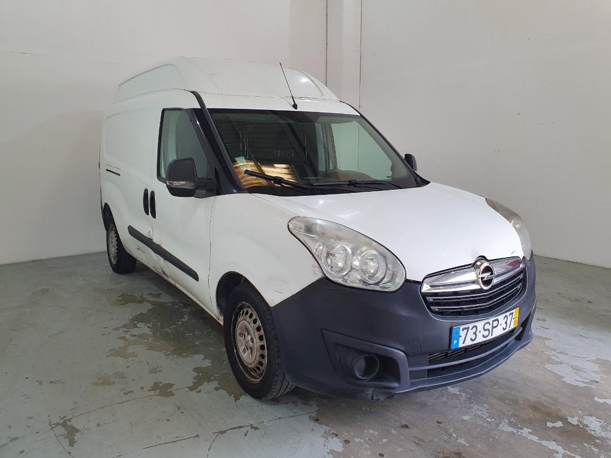 Opel Combo 1.6 CDTI · Ano 2017 — image 2