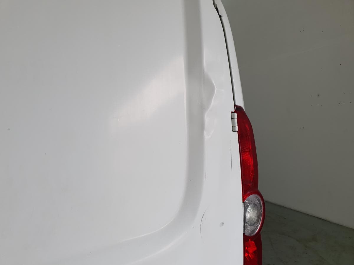 Opel Combo 1.6 CDTI · Ano 2017 — image 11