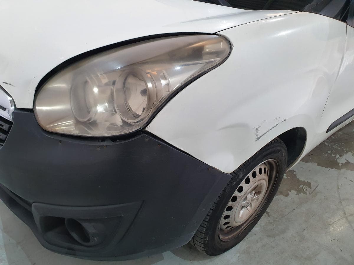 Opel Combo 1.6 CDTI · Ano 2017 — image 19