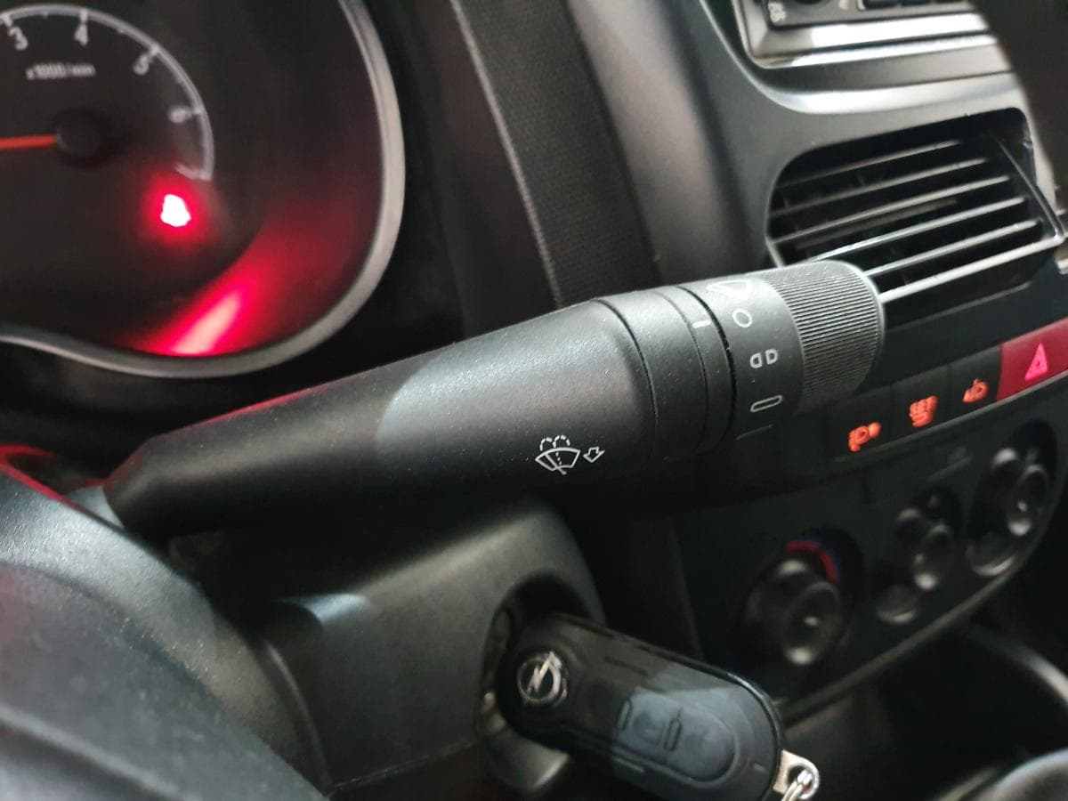 Opel Combo 1.6 CDTI · Ano 2017 — image 30